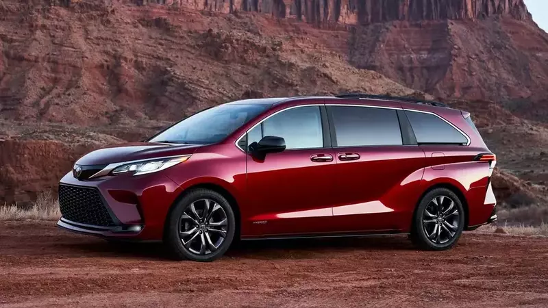 Toyota Sienna Hybrid in Red Color