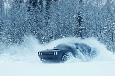 Dodge Challenger drive in Snow