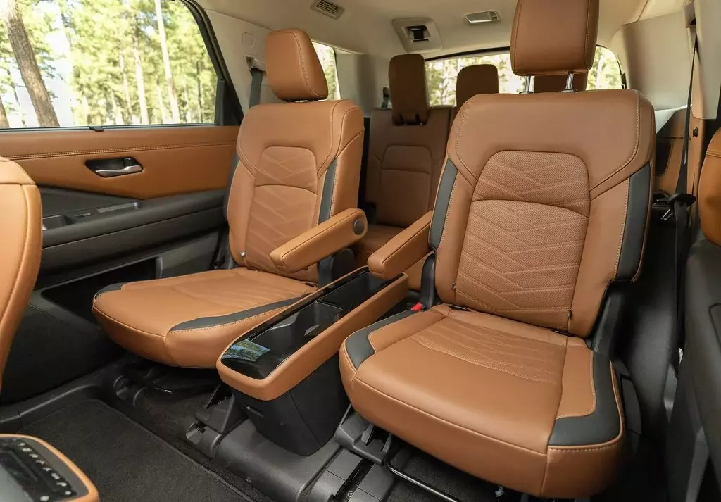 New Nissan Pathfinder Interior