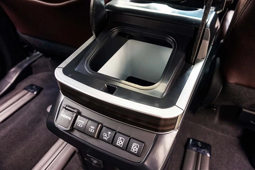 Fridge on The Toyota Sienna Platinum