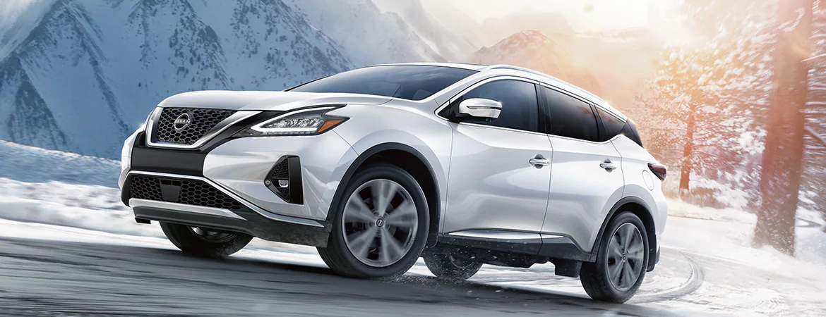 Nissan Murano in Snow