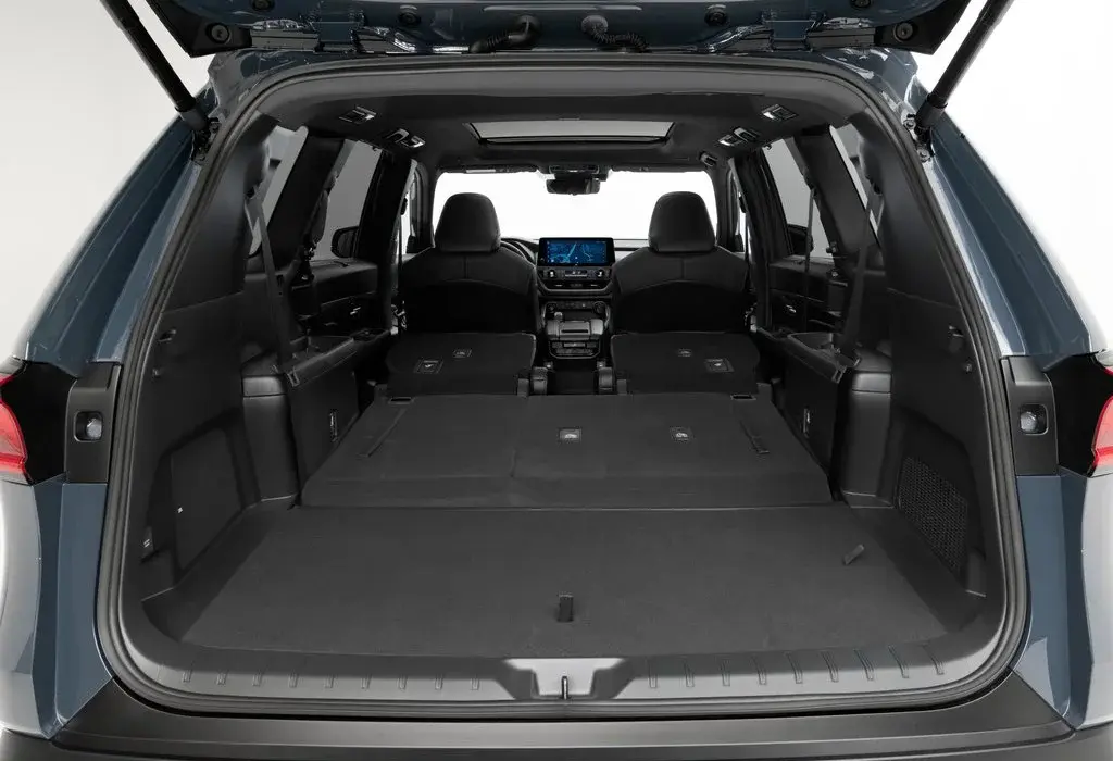 Toyota Grand Highlander Cargo Space with Seat Folded Flat